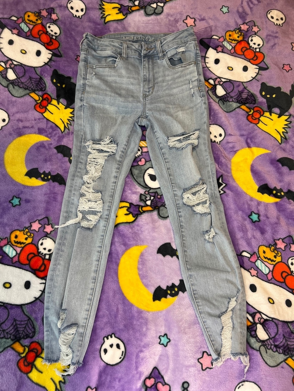 American Eagle Next Level Stretch Distressed Jeans Size 6